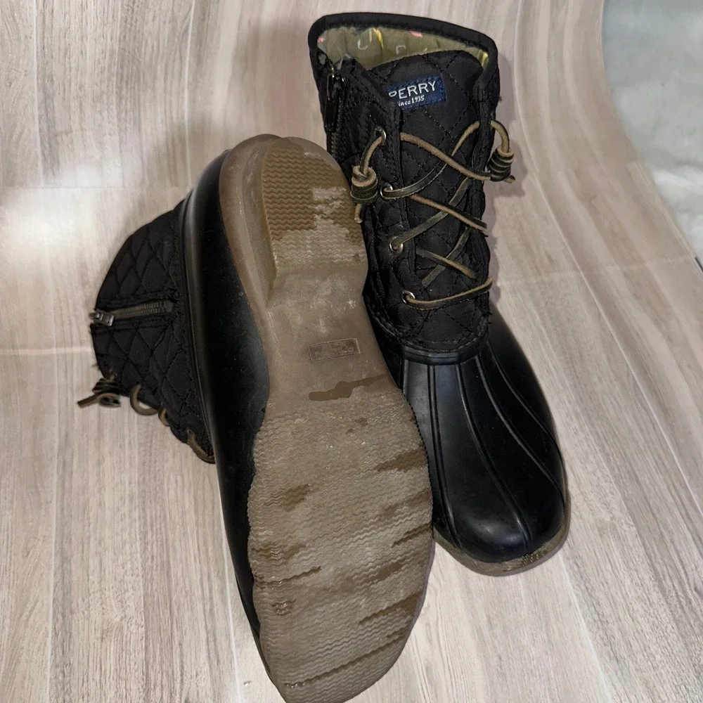 Sperry Top Sider Women Drk Brn Quilted Rubber Duck Boots Side Zip Lace Up Sz 10